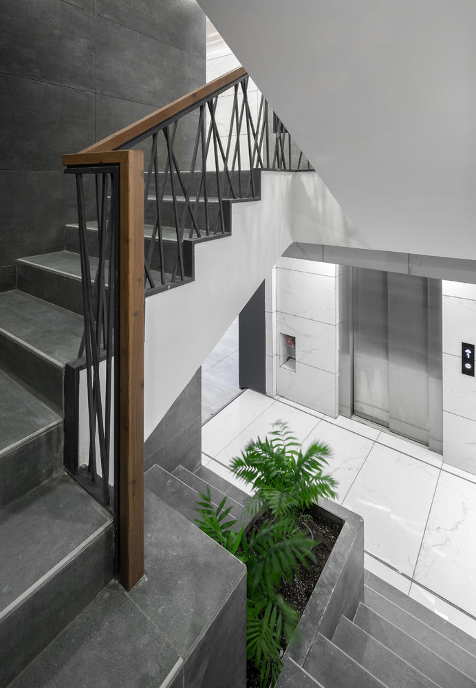 Ashari Architects 打造独特双面公寓 | Shimigiah Residential Apartment
