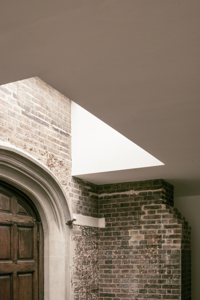 英国伦敦 Iglesia Drayton Green 教堂——传统与现代的完美结合