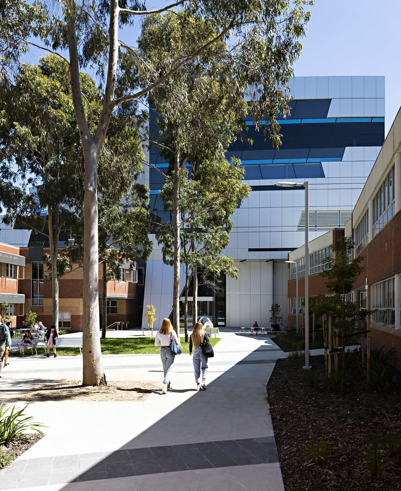 迪肯大学室内运动与体育科学专业教学楼 | 澳大利亚 | DS Architects