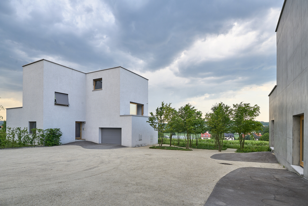 艺术家之家 | Krakow 郊区独立几何住宅