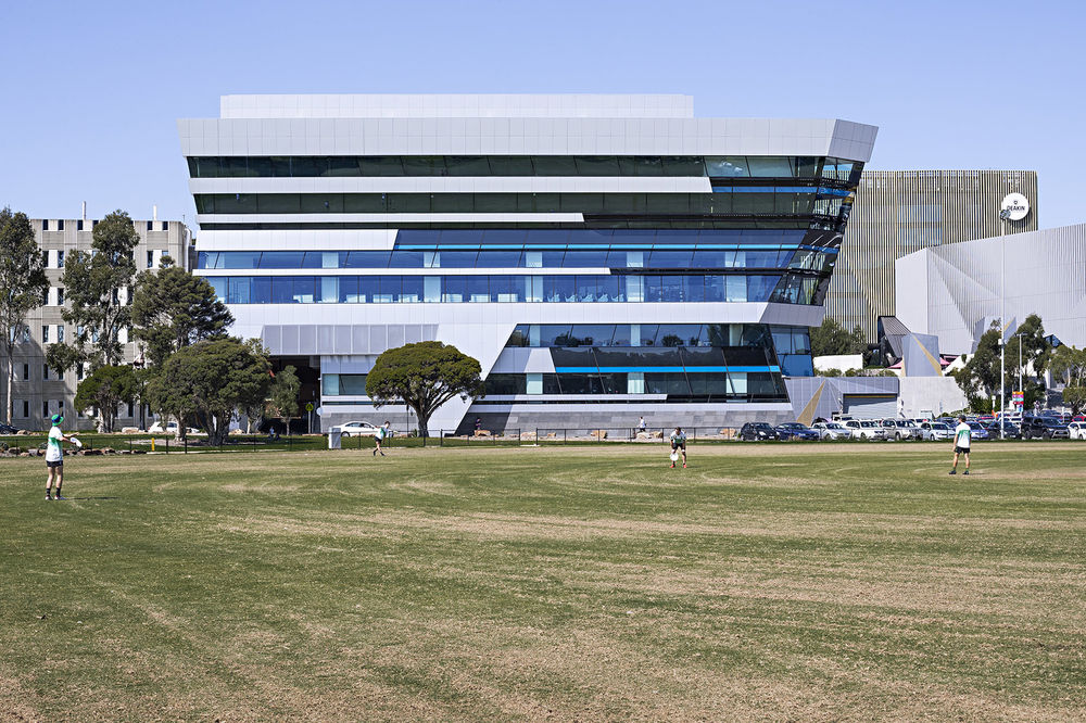 迪肯大学室内运动与体育科学专业教学楼 | 澳大利亚 | DS Architects