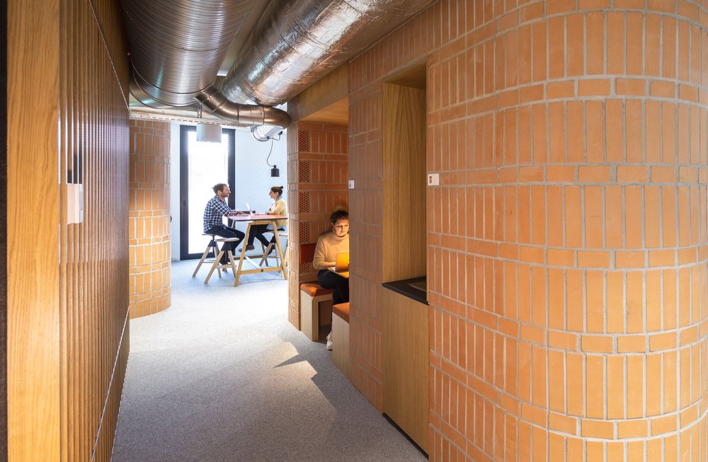 Losinger Marazzi 总部办公室_展示建筑实力的互动空间