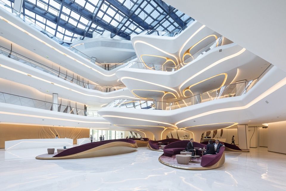 迪拜 ME 酒店 | 扎哈·哈迪德建筑事务所的流动空间设计