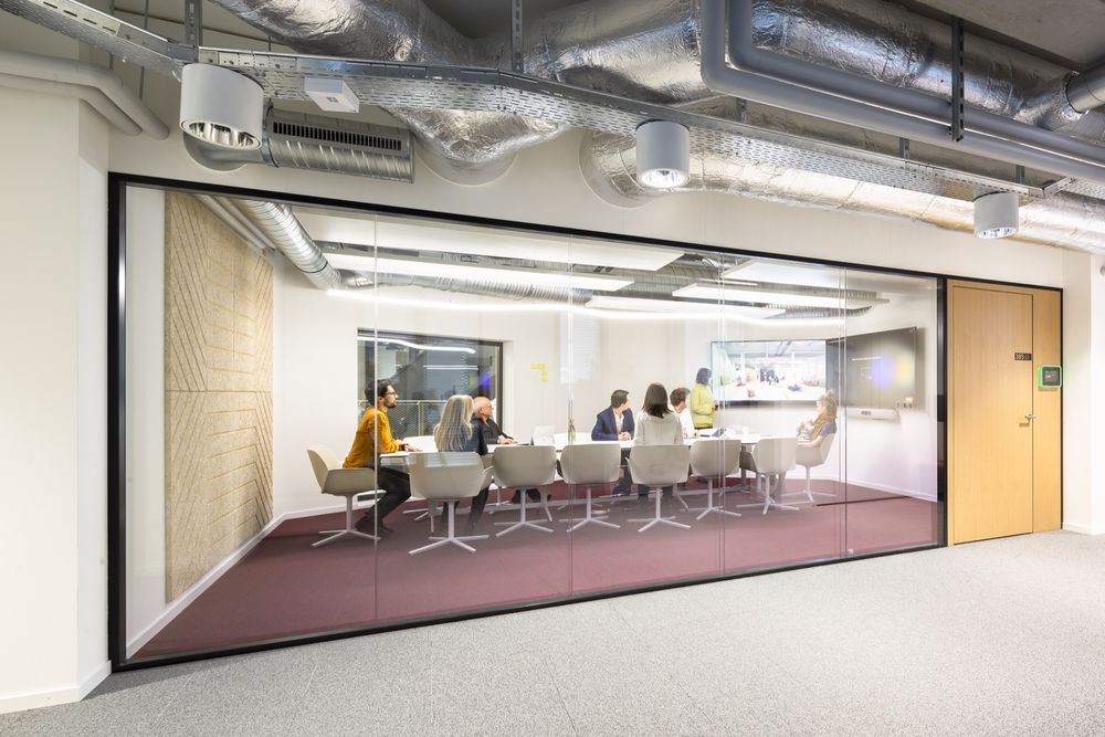 Losinger Marazzi 总部办公室_展示建筑实力的互动空间