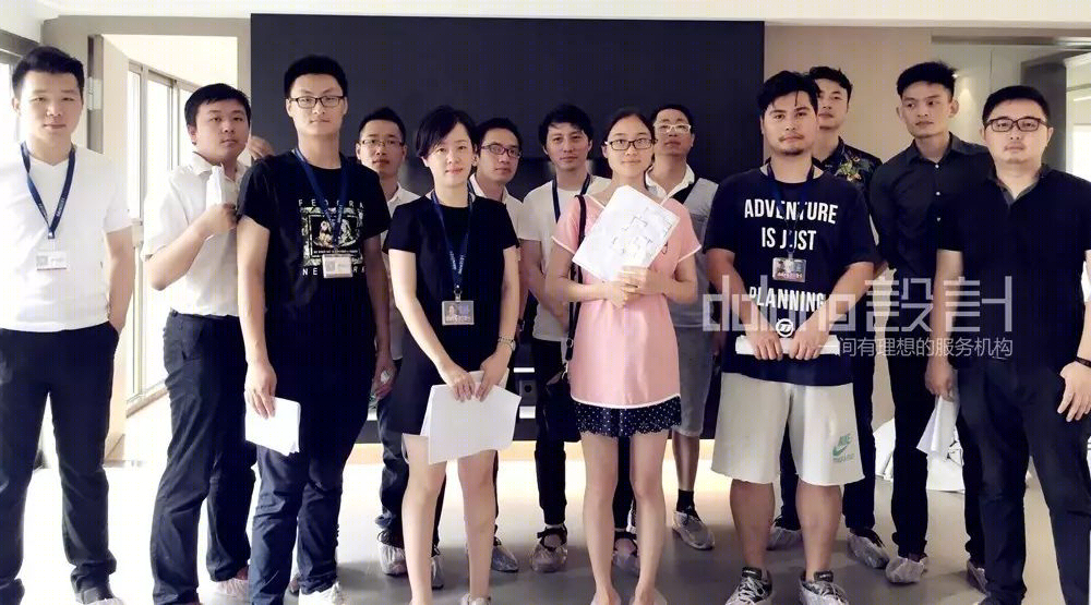 极简黑白灰，打造现代温馨家居