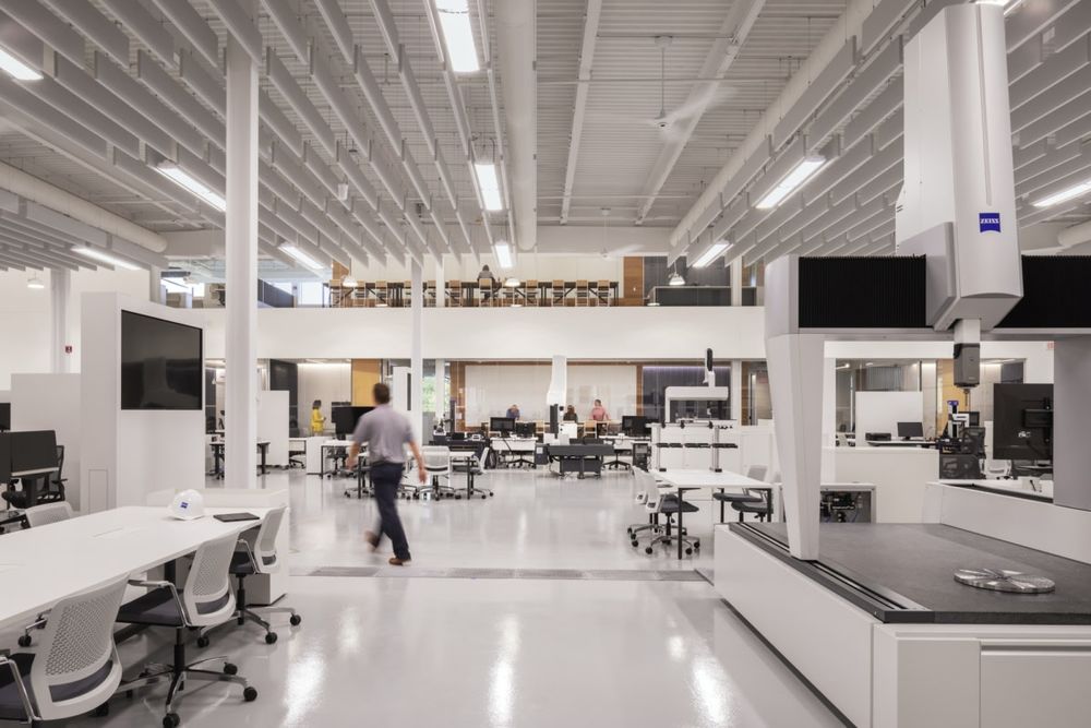 ZEISS Michigan Quality Excellence Center | 融合自然与科技的智能设计