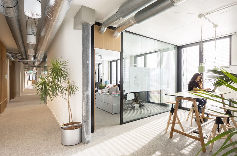 Losinger Marazzi 总部办公室_展示建筑实力的互动空间