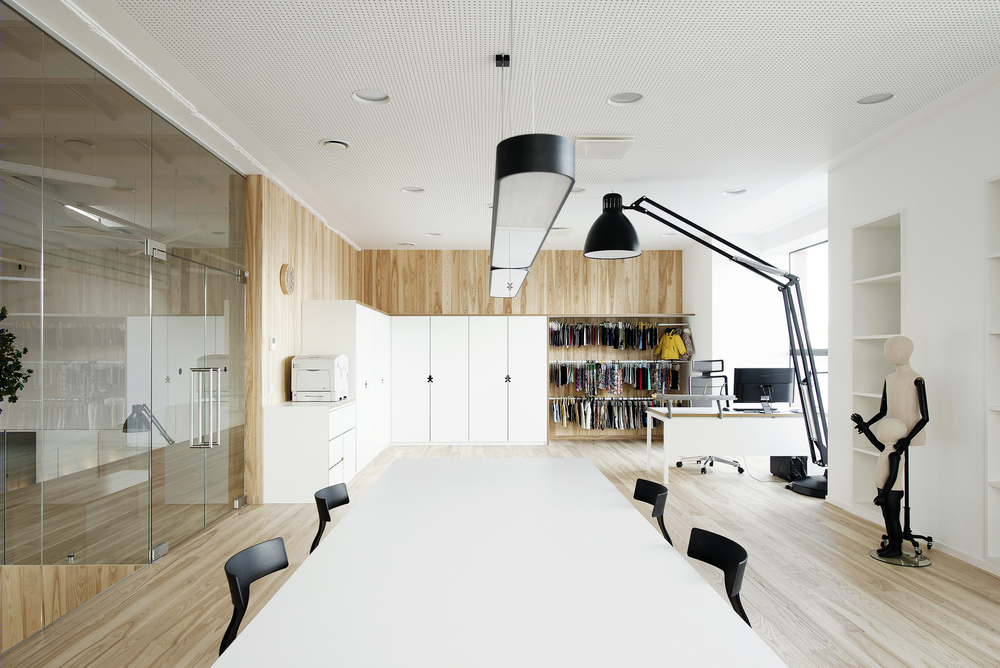 Lenne Office |  打造自然光线下的梦幻森林空间