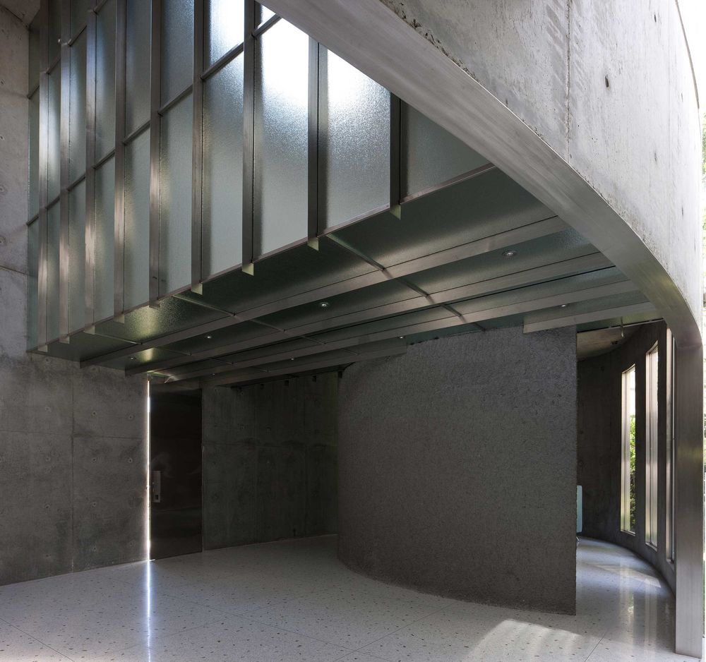 墨尔本的独特住宅 | Gottlieb House 的混凝土和钢铁雕塑