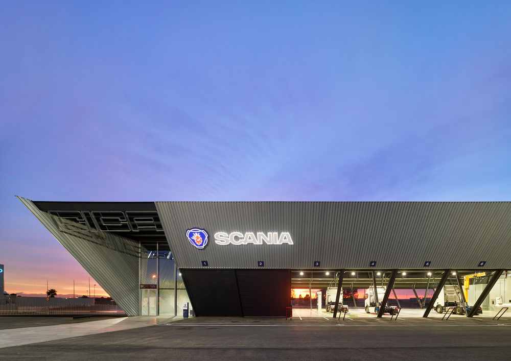 河岸边的工业展览馆——Scania 工业综合体的设计魅力