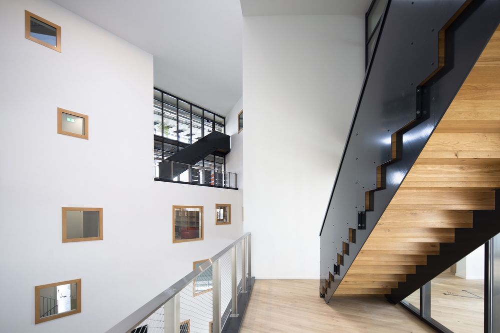 Losinger Marazzi 总部办公室_展示建筑实力的互动空间