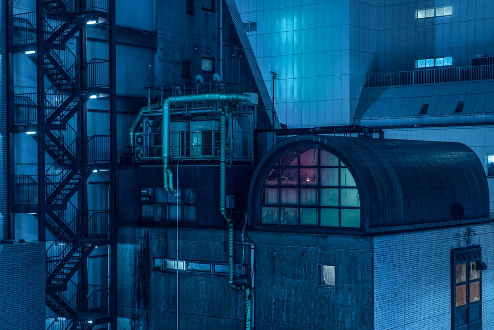 东京暗黑传奇 | 摄影师 Tom Blachford 呈现的霓虹都市