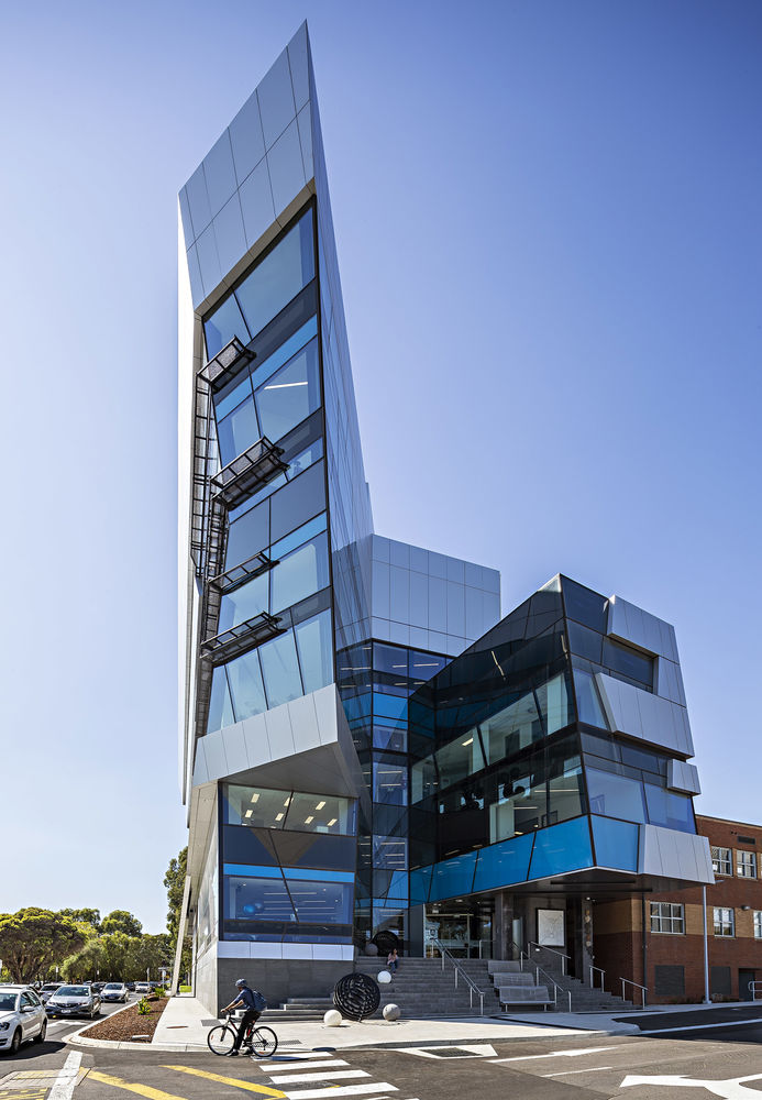 迪肯大学室内运动与体育科学专业教学楼 | 澳大利亚 | DS Architects