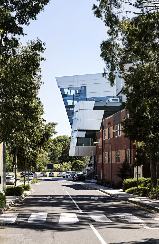 迪肯大学室内运动与体育科学专业教学楼 | 澳大利亚 | DS Architects