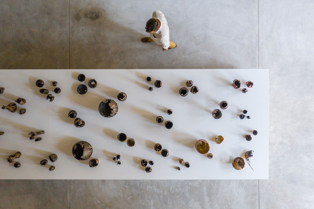 玻璃炼金术 | Omer Arbel 雅典个展探究自然与人工的共生之美