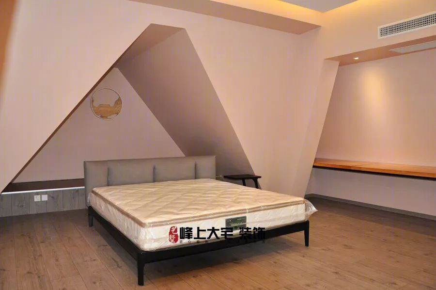 秀月麒林别墅 | 匠心独运，打造温馨现代中式之家