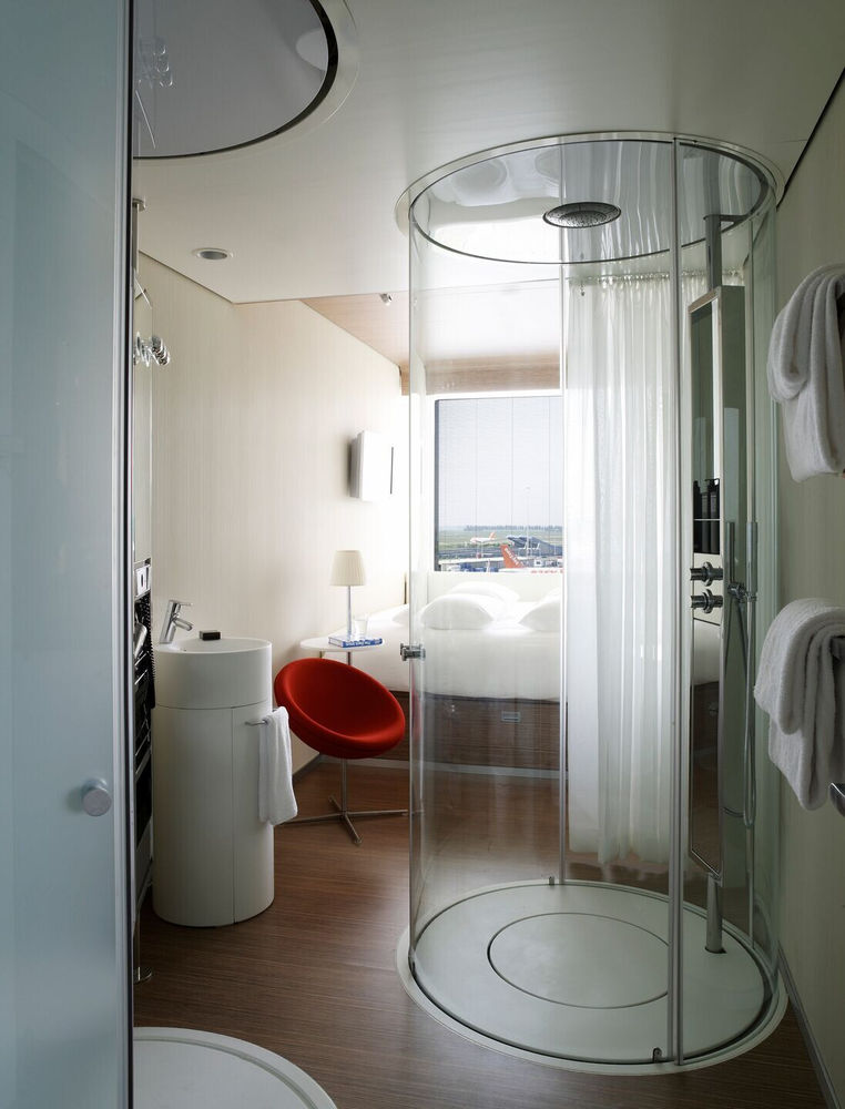 citizenM Schiphol 机场酒店扩建 | 简约豪华设计