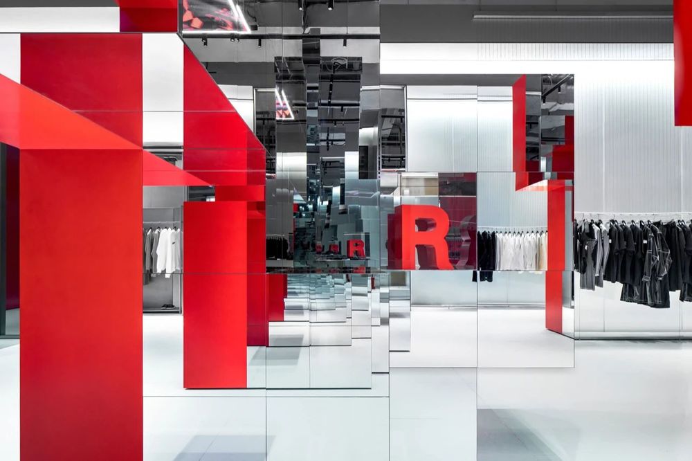 魔都迷幻空间 | ROARINGWILD 上海旗舰店设计解析