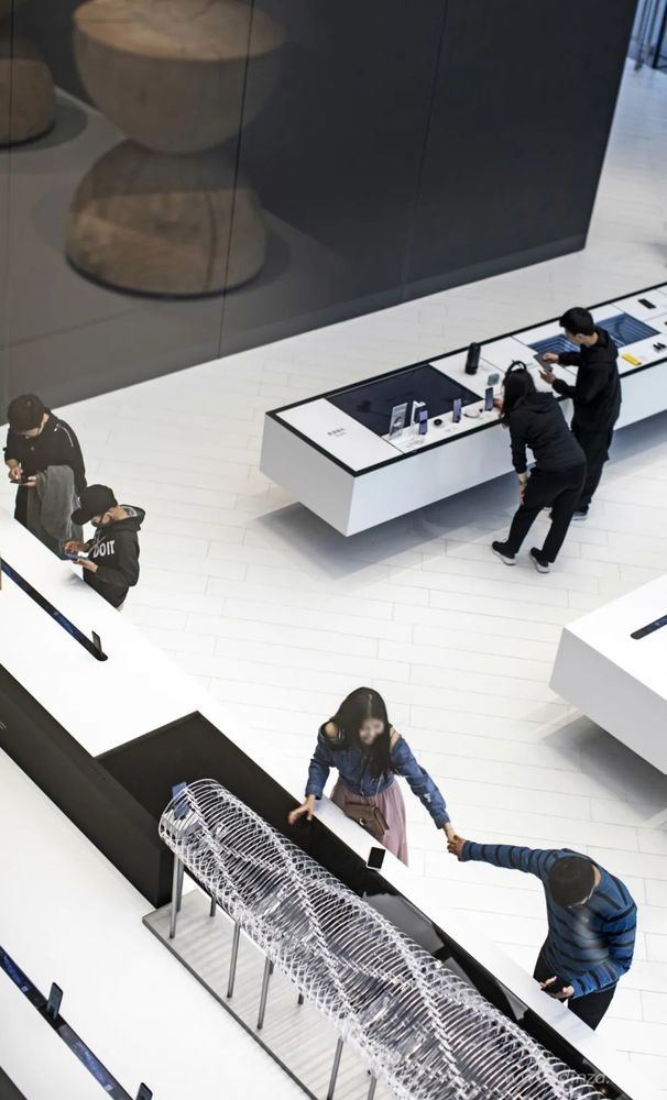 北京 OPPO 旗舰店，自然发生的空间艺术