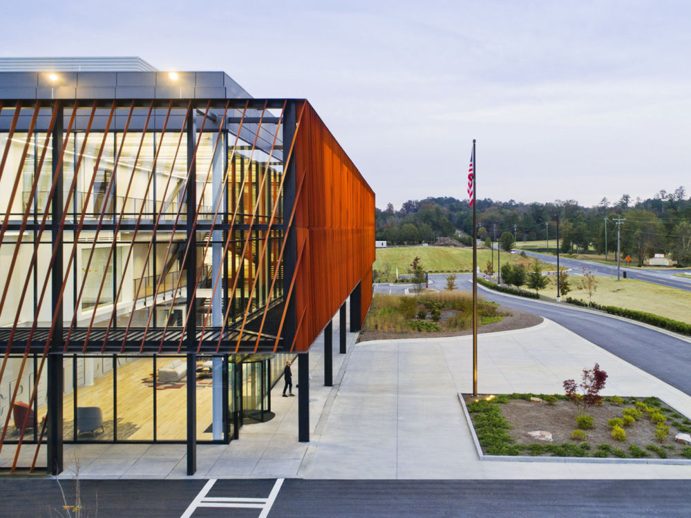 Shaw Create Centre Cartersville | 现代办公空间典范