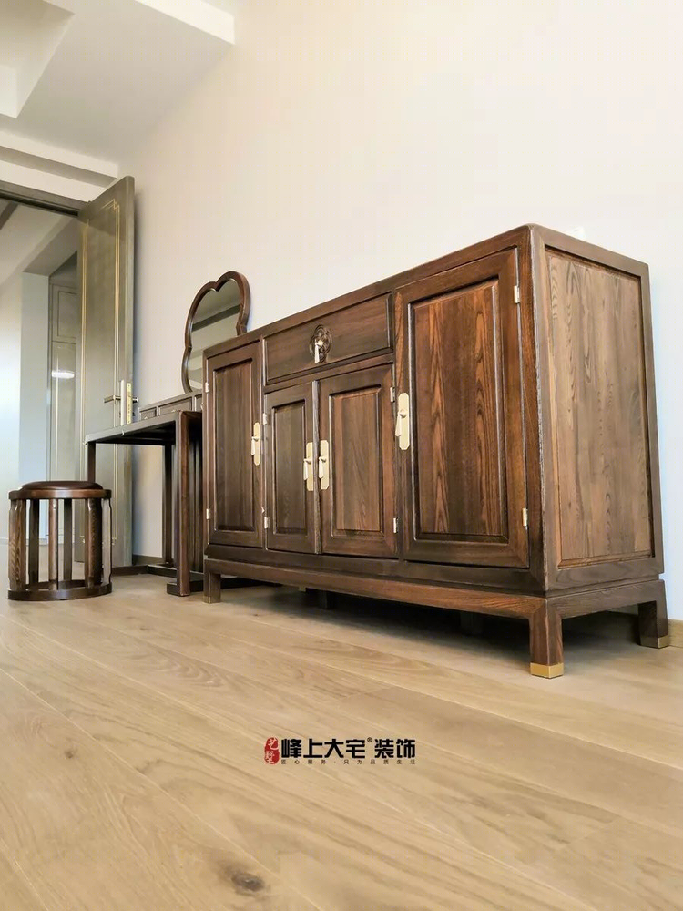 秀月麒林别墅 | 匠心独运，打造温馨现代中式之家
