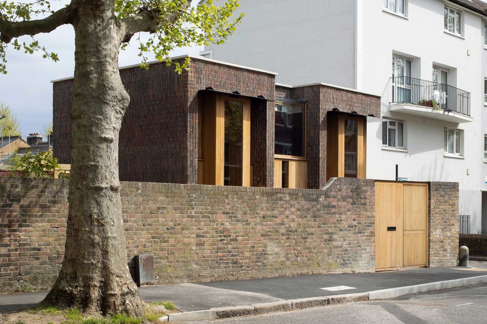 Southwark Brick House | 旧砖墙与新木纹的完美融合