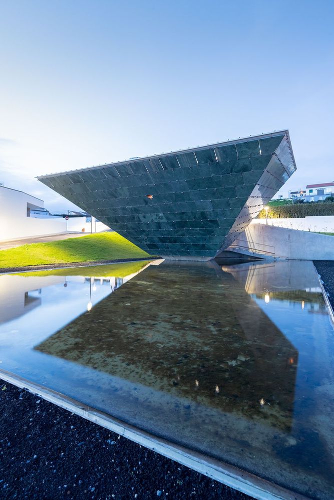 Azores 岛上的天堂陵园——Eternal Light Chapel