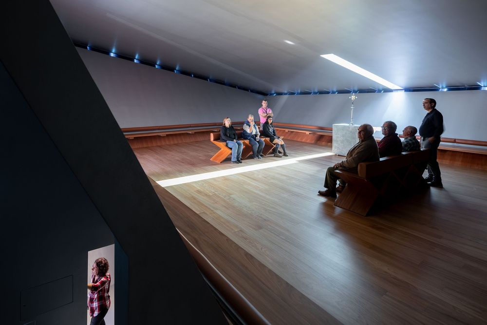 Azores 岛上的天堂陵园——Eternal Light Chapel