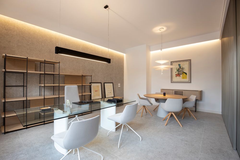 SR Arquitectes 打造马洛卡旅游公司明亮温馨办公空间