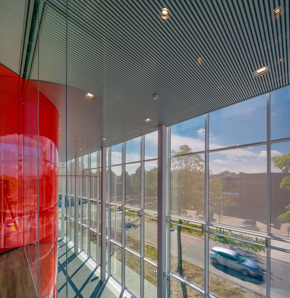交互之舞 | Equinix Datacenter AM7 办公建筑