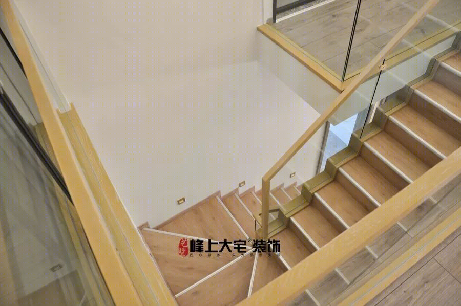 秀月麒林别墅 | 匠心独运，打造温馨现代中式之家
