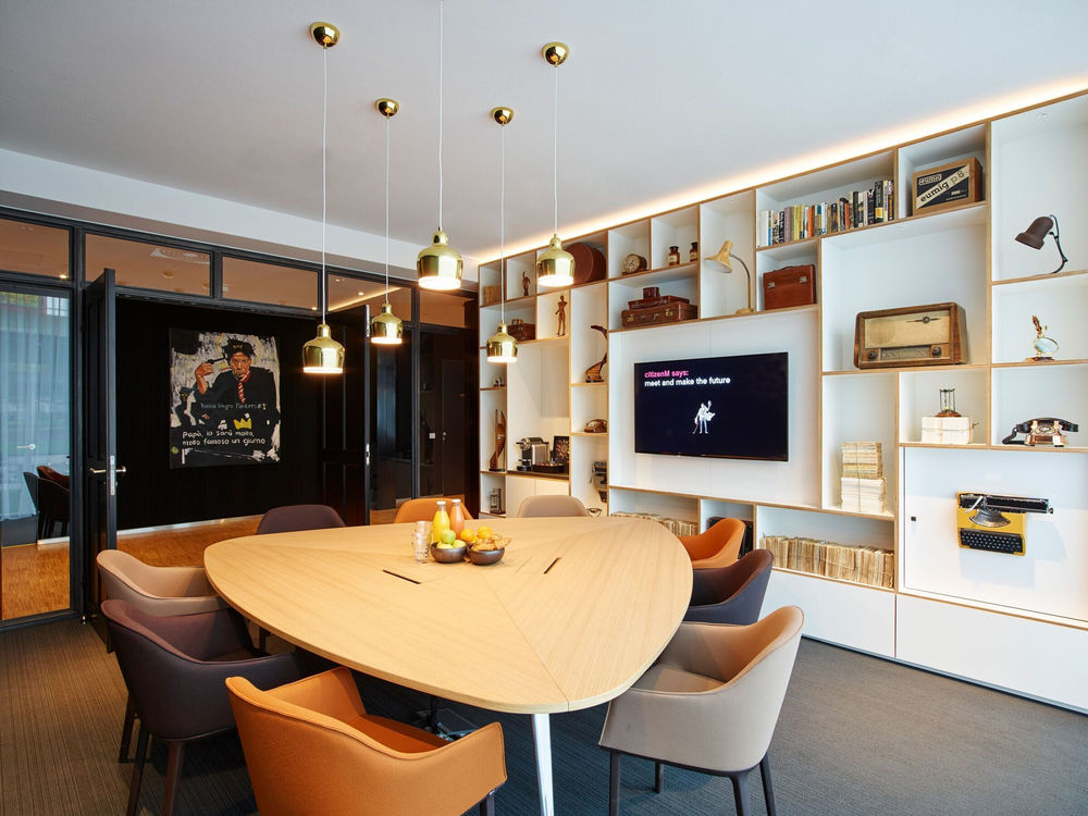 citizenM Schiphol 机场酒店扩建 | 简约豪华设计