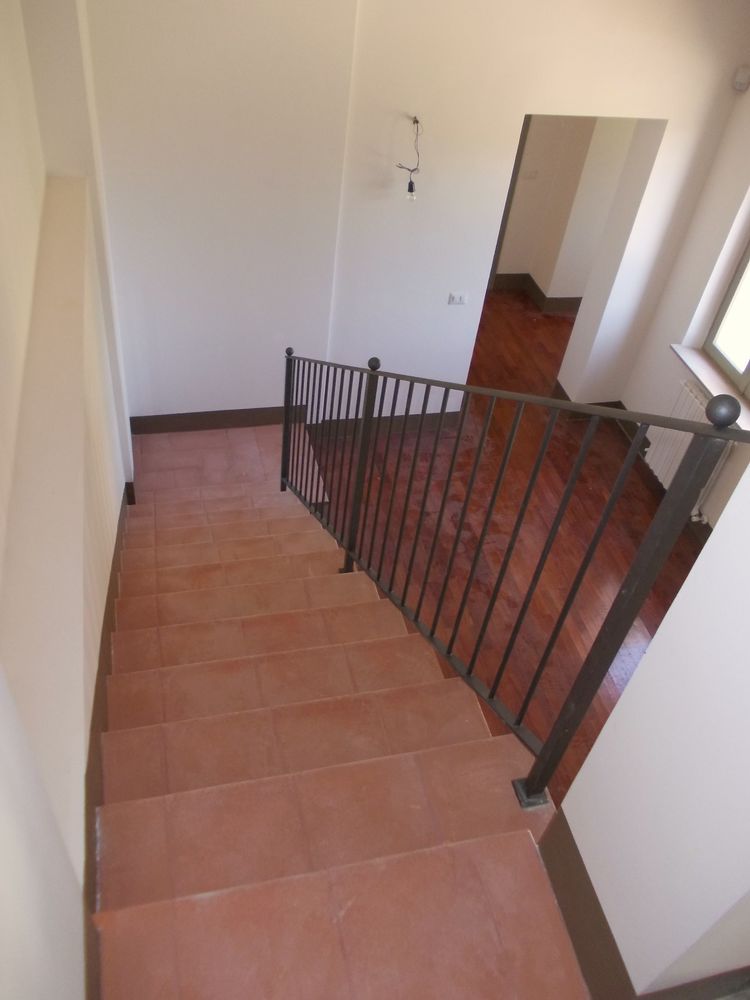 casale nelle Marche restauro con ampliamento in base a normativa antisismica, adeguamento sismico del preesistente, con risparmio energetico