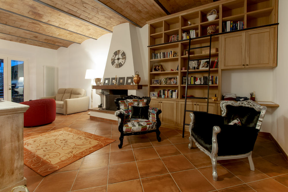 CASALE NEL CHIANTI