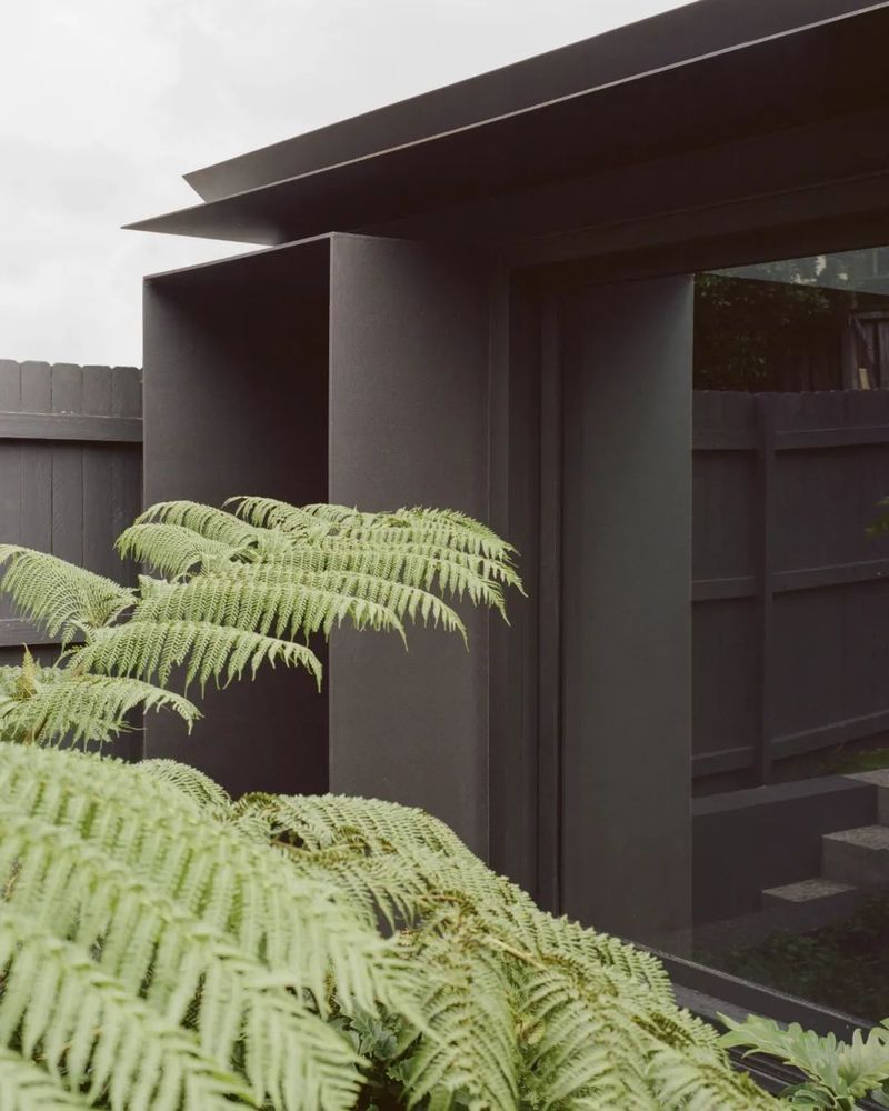 Lachlan Seegers Architect 打造精致庭院住宅