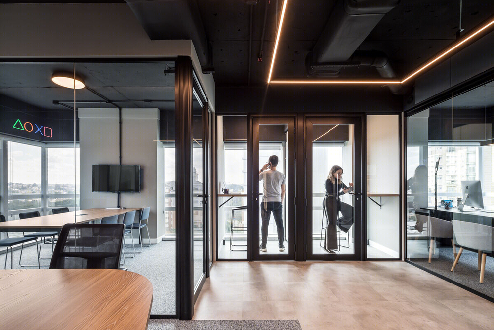 Solo Arquitetos 打造游戏电商 ShopB 的时尚总部