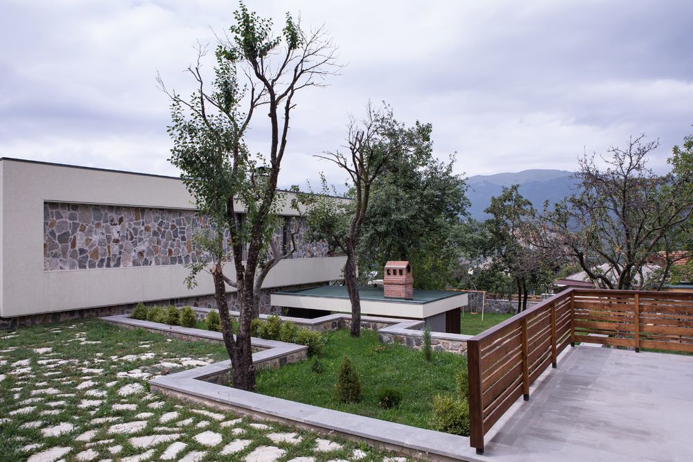 Rafael Agafonov丨别墅建筑丨Summer house in Dilijan