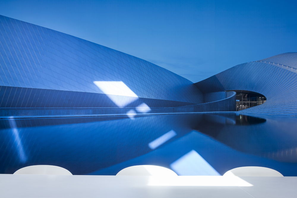 3XN 丹麦新总部 | 百年船坞变身现代办公空间