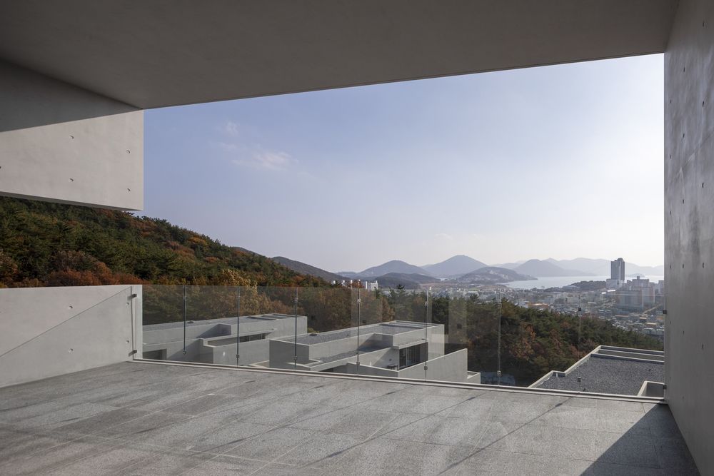 Yeosu 海洋旅游目的地 FORT & PORT 建筑设计