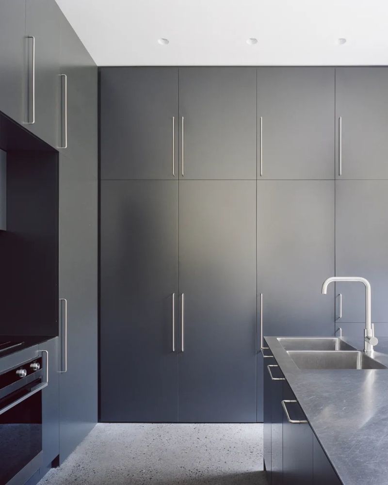 Lachlan Seegers Architect 打造精致庭院住宅