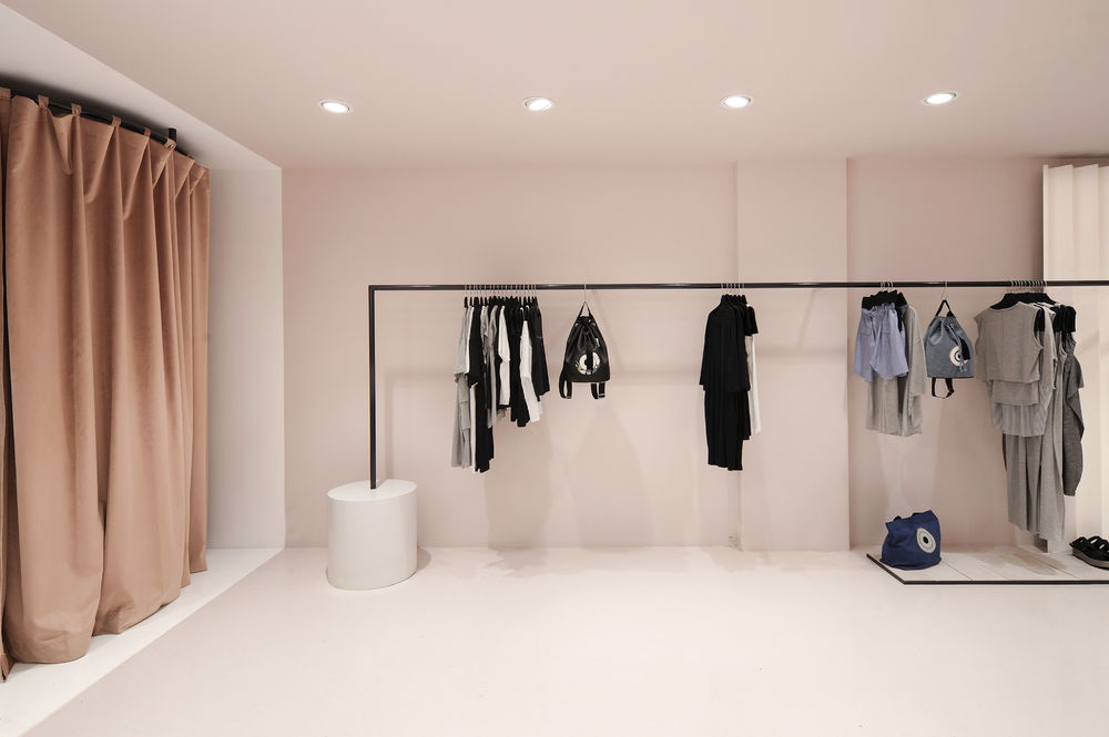 4tailors boutique | 精美简约的服装店设计