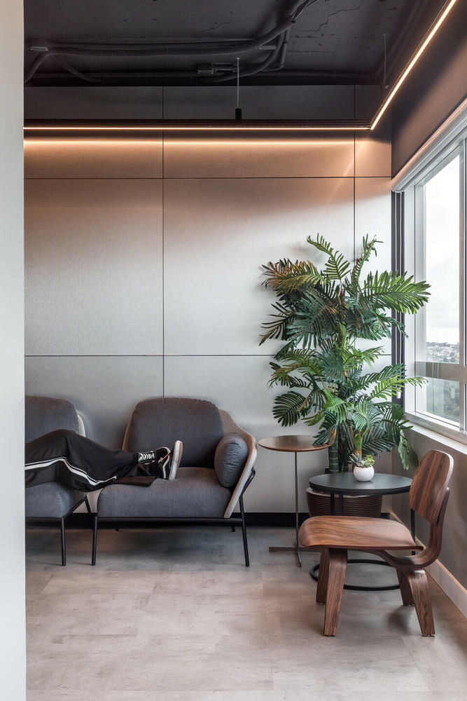 Solo Arquitetos 打造游戏电商 ShopB 的时尚总部