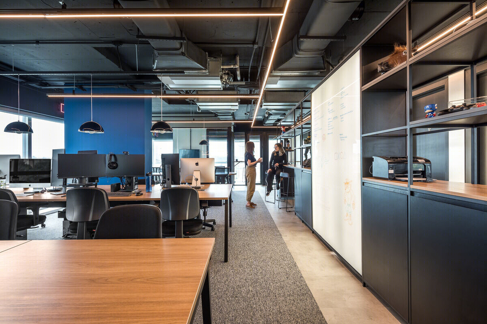 Solo Arquitetos 打造游戏电商 ShopB 的时尚总部