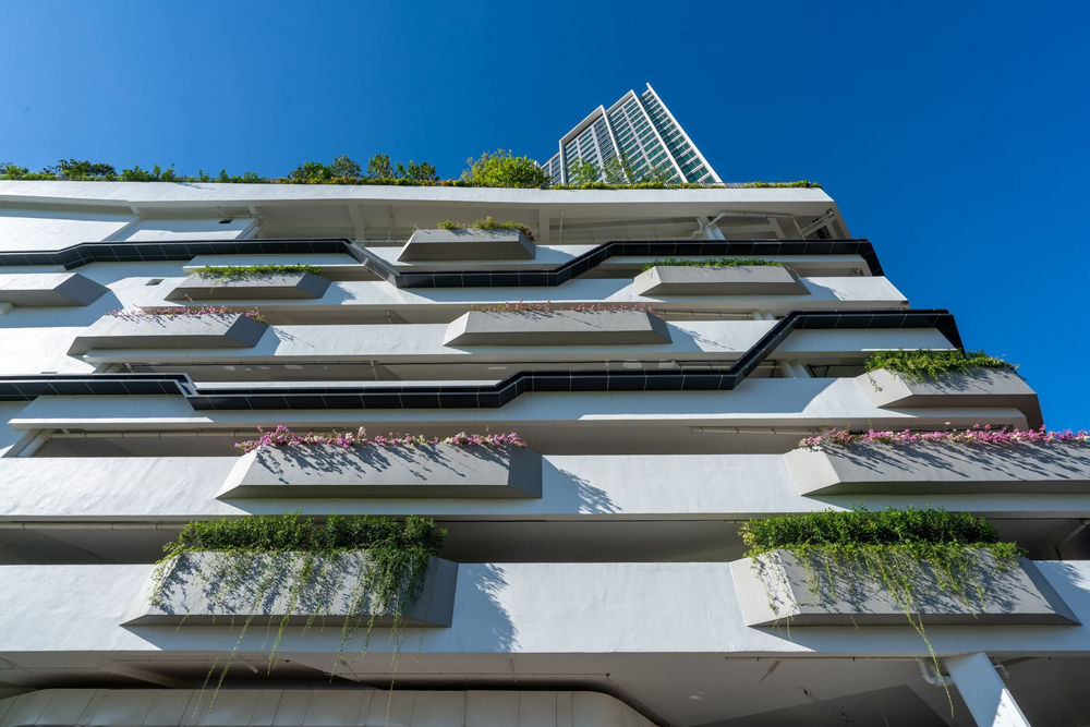 "Greenfield Residence | 2021 年马来西亚绿色豪华公寓设计典范"