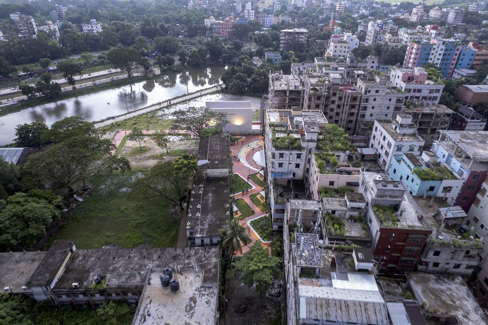 战争记忆的复苏 | Feni College Boddhobhumi Sritisthombho Complex