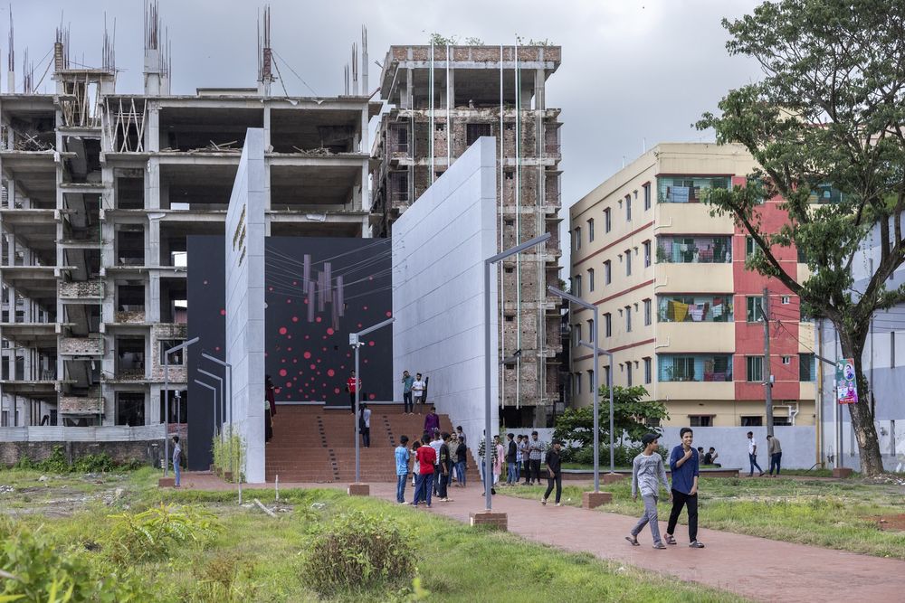 战争记忆的复苏 | Feni College Boddhobhumi Sritisthombho Complex