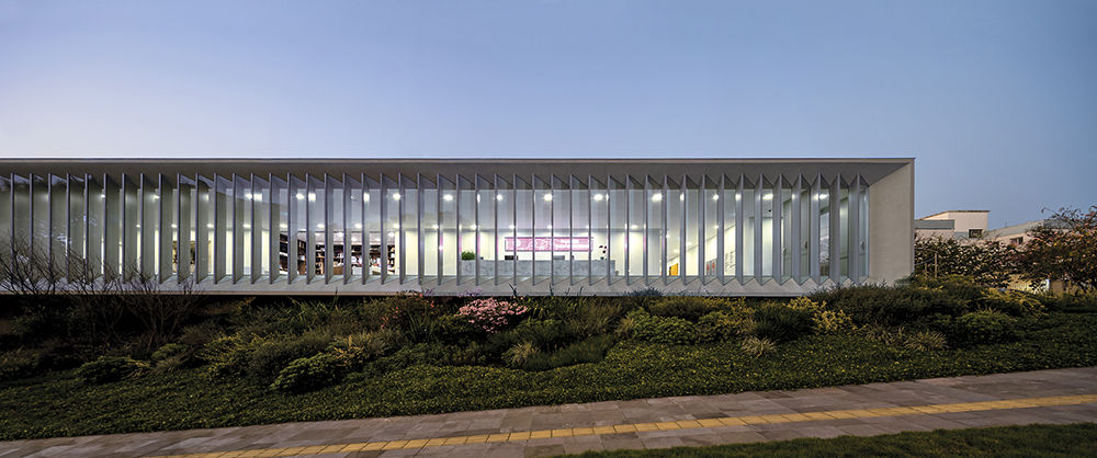 悬浮花园中的灵动空间——巴西 Ling Institute