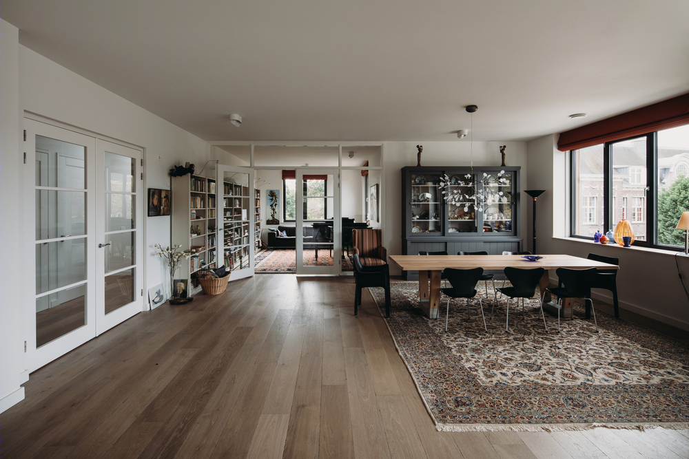 VanOmmeren-architecten 打造荷兰 Bloemendaal 绿色别墅式公寓