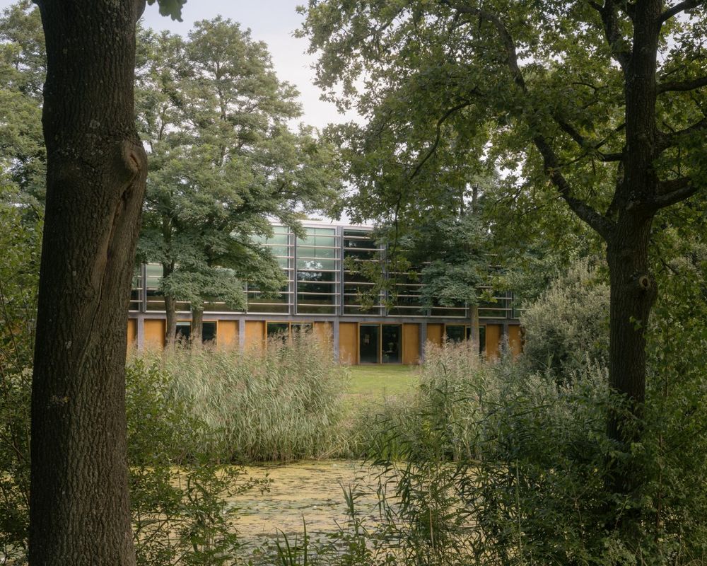 Twente大学ITC研究所 | 融入景观的绿色可持续发展建筑