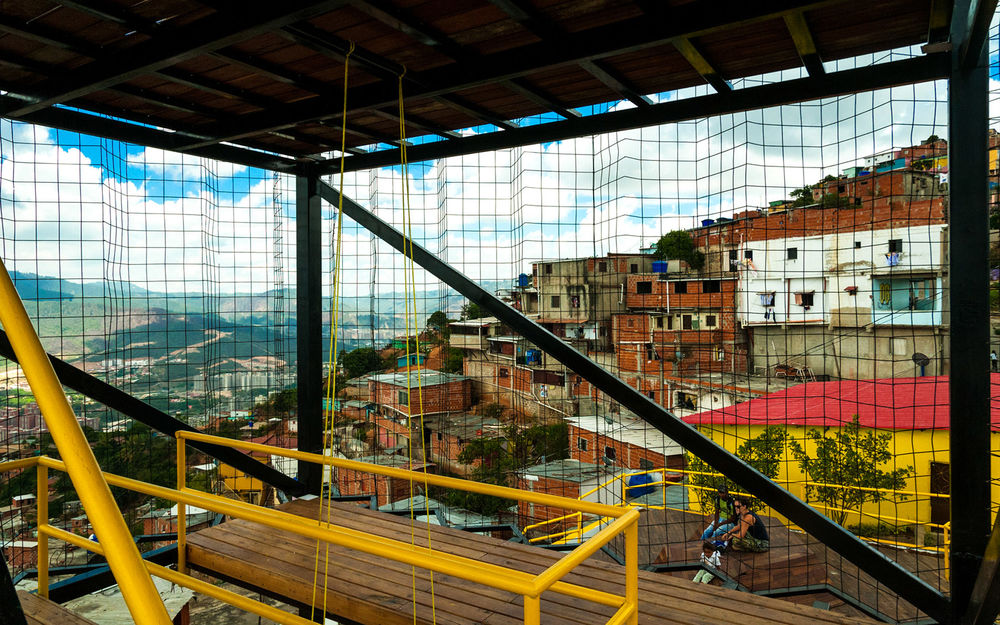 委内瑞拉 MIRADOR 70 公共空间 | 废弃建筑重生为城市观景台